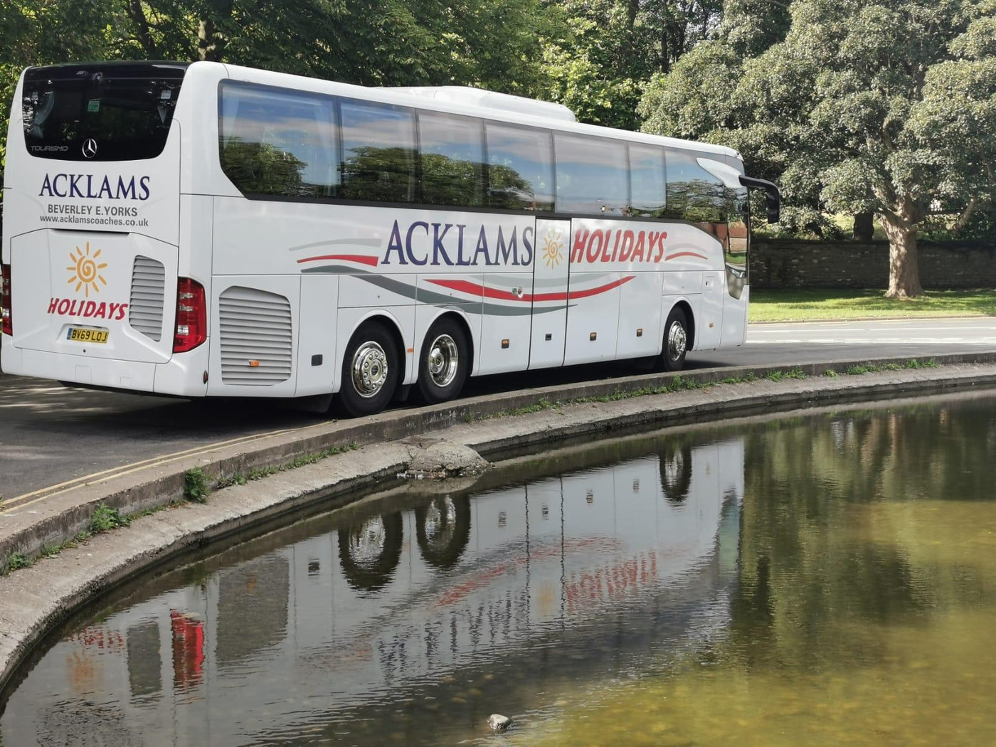 National Holidays  Bus & Coach Hire, Great Value Holidays, Tickets & Travel